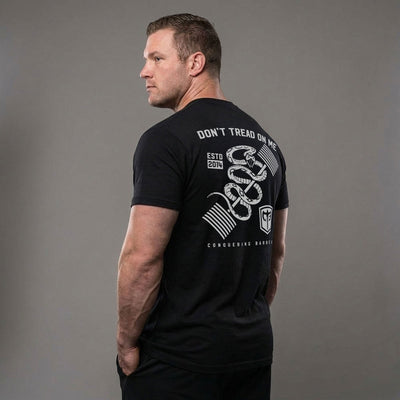 Don't Tread on Me - Black Tee - Conquering Barbell