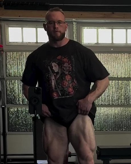 Joe C. wearing the Kunoichi relaxed fit tee in 3XL